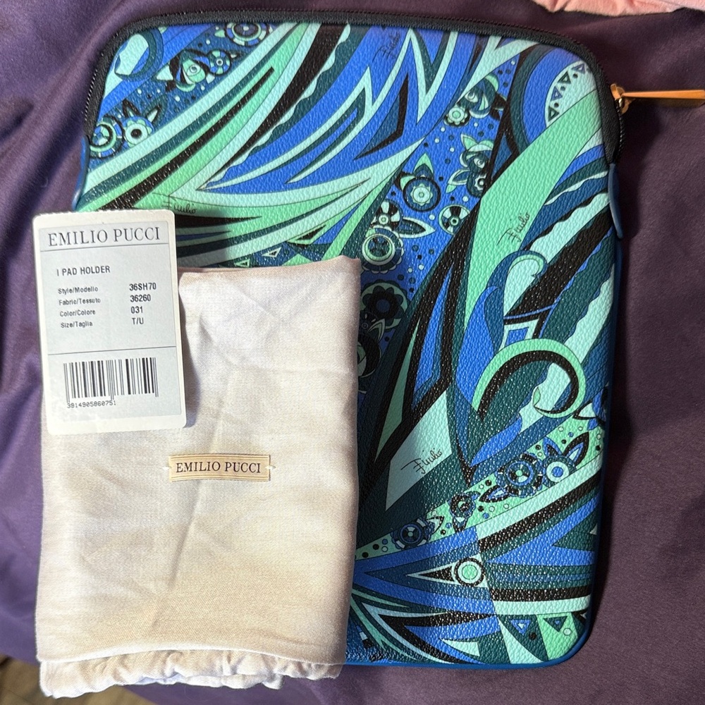 Emilio Pucci Vibrant Blue and Green Patterned iPad Holder - Perfect Condition